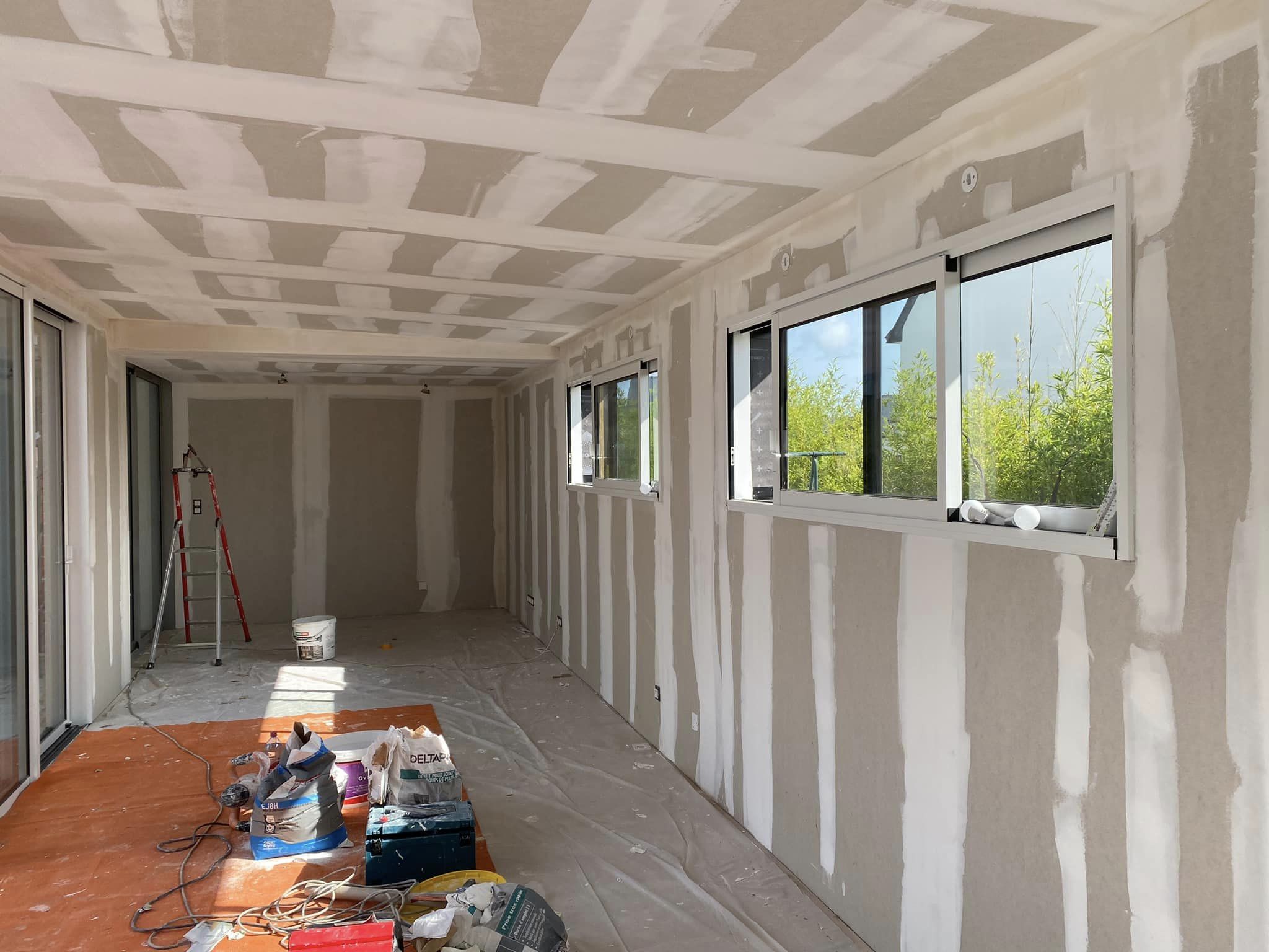 Lire la suite à propos de l’article Tout savoir sur le doublage des murs avec isolation en laine de verre